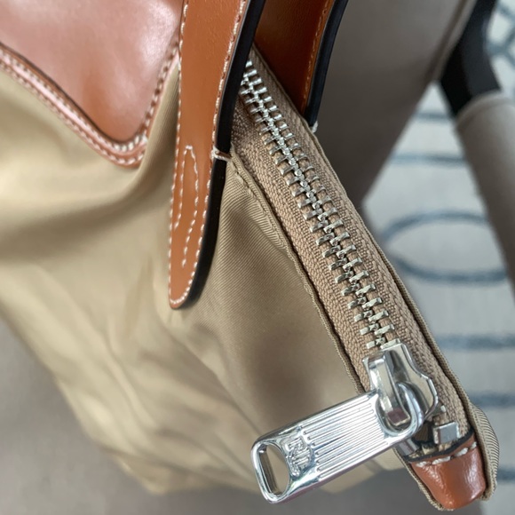 EUC Lauren Ralph Lauren Wooten Nylon and Leather Tote Bag - Picture 3 of 7
